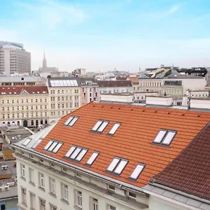 Orestaliving - View Of Apartamento Viena